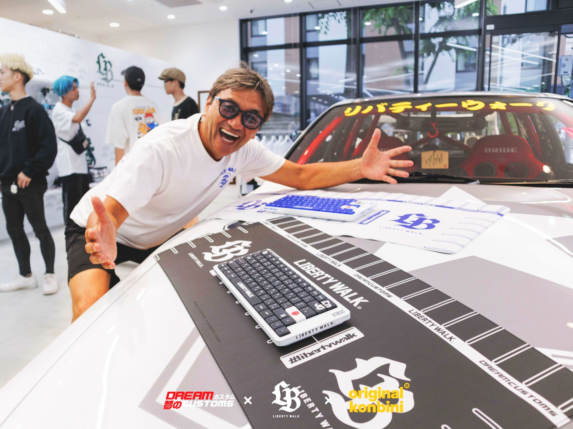 Liberty Walk keyboard and deskpad bundle (samurai blue)